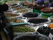 spgm/gal/cucuron/_thb_market_olives.jpg