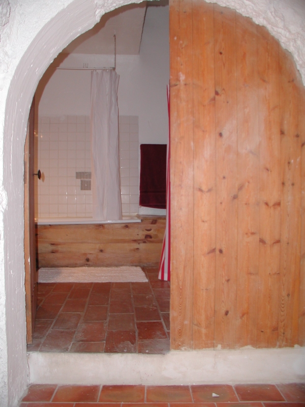 spgm/gal/lepoint/bathroom.jpg
