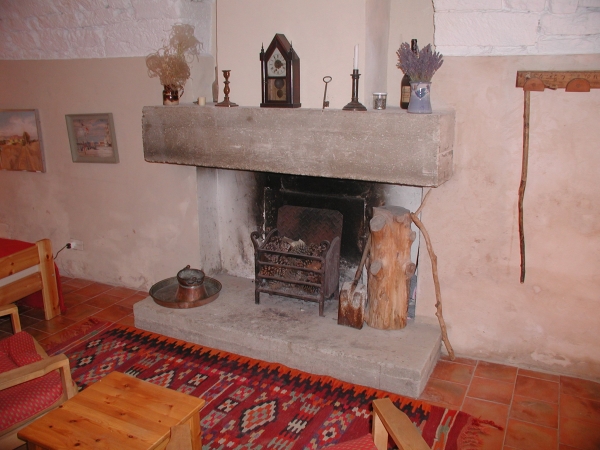 spgm/gal/lepoint/fire_place.jpg